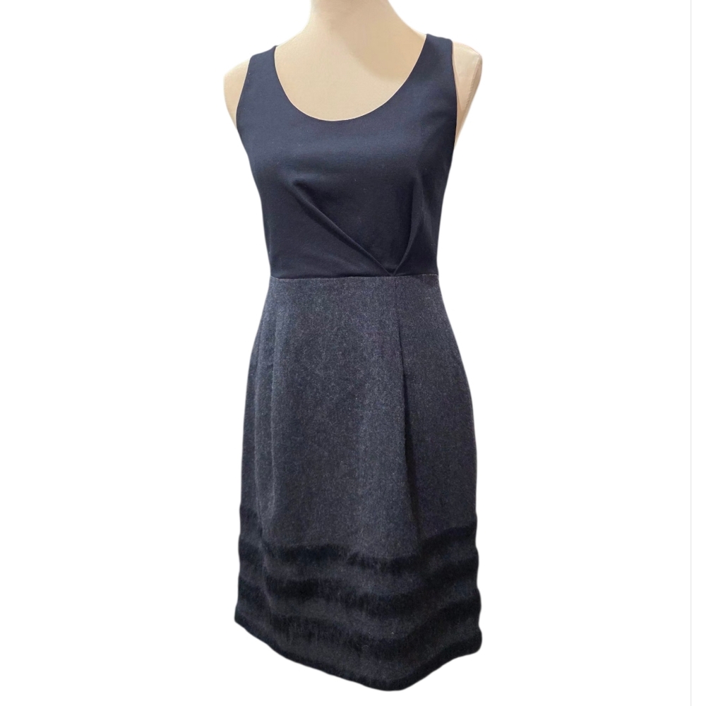 Mint by Jodi Arnold Black Wool Blend Sleeveless Dress Textured Hem Size 6